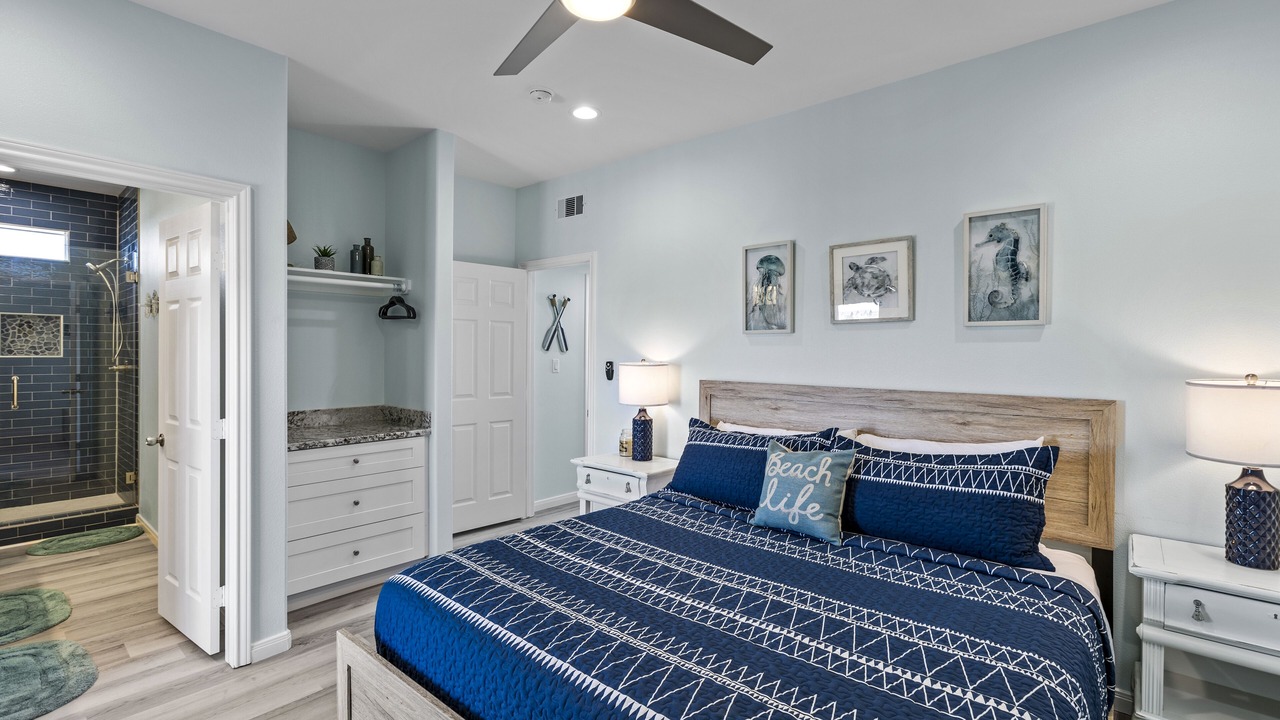 Photo of Bedroom in Port Bolivar