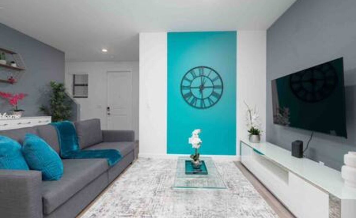 Photo of Livingroom in Survey Creek