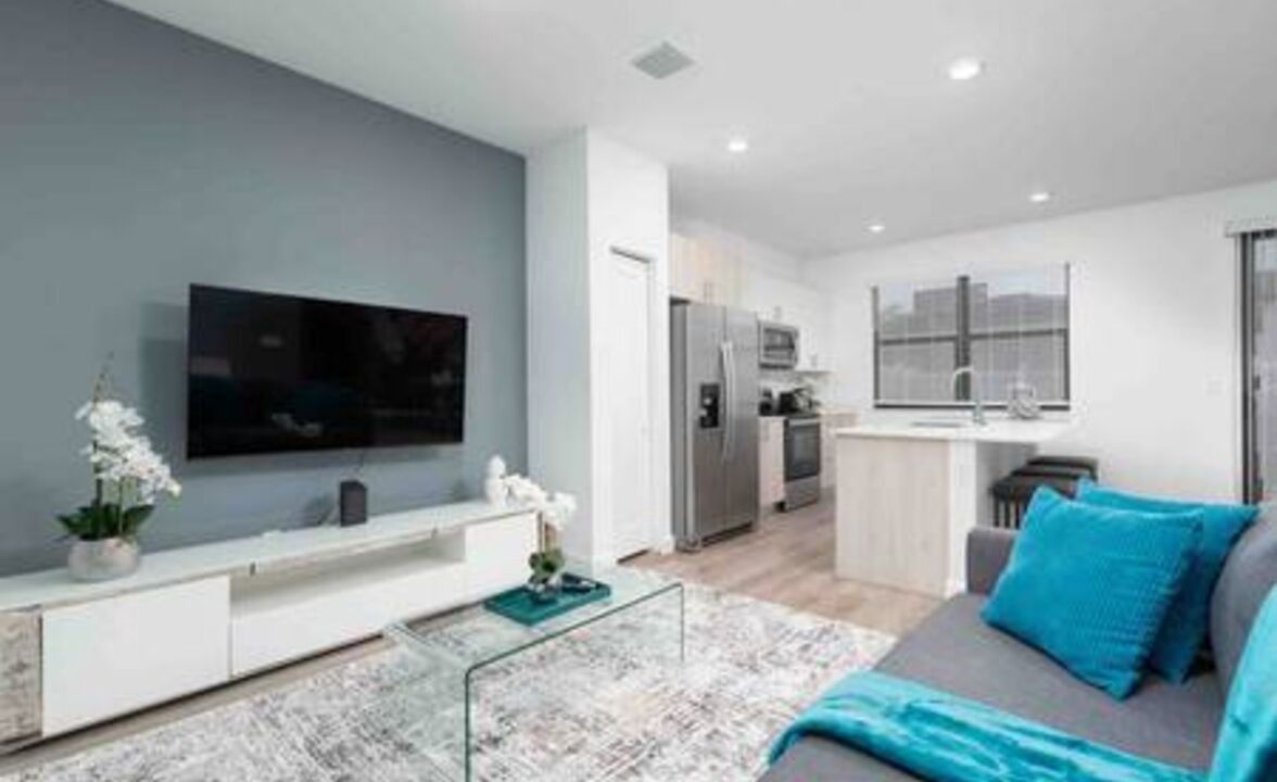 Photo of Livingroom in Survey Creek