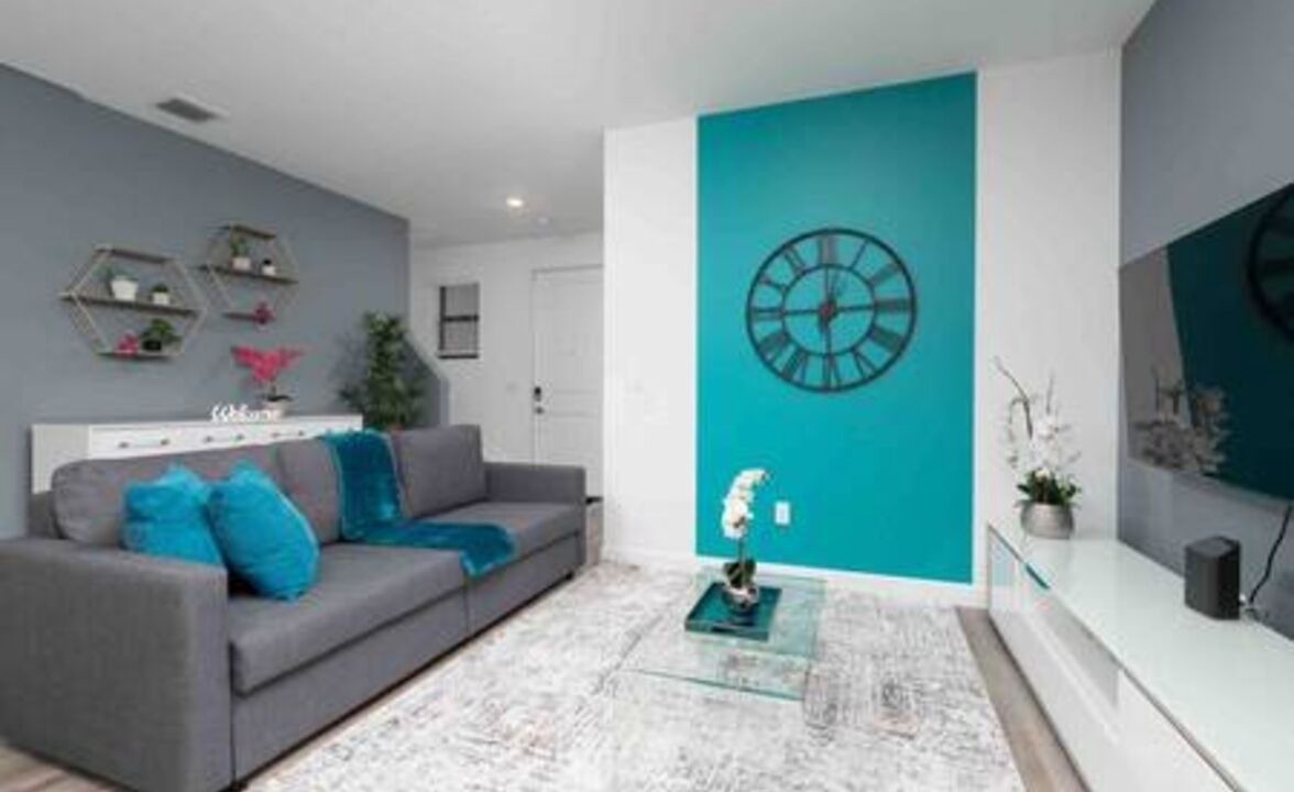 Photo of Livingroom in Survey Creek