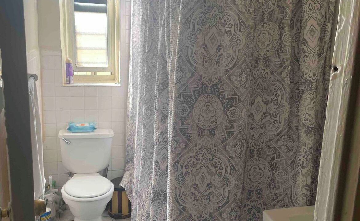 Photo of Bathroom in Fleetwood - Concourse Village