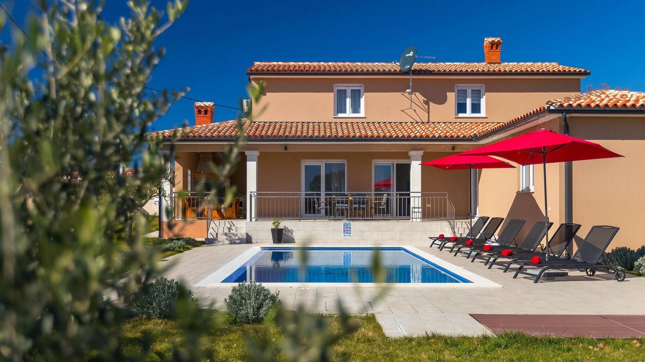 Photo of Outdoor in Divsici