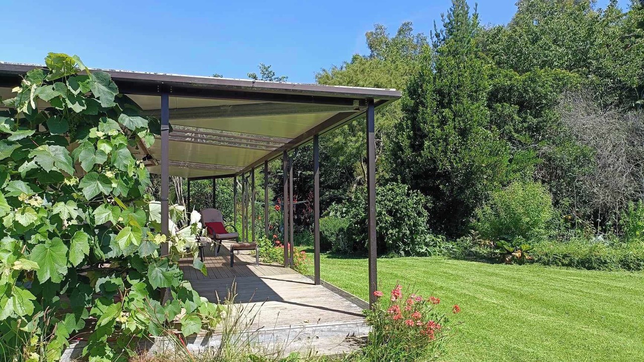 Photo of Patio Balcony in Otaki