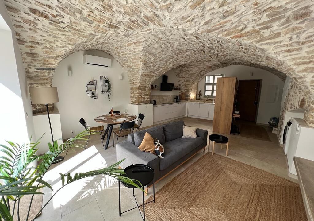 Photo of Livingroom in Faubourg