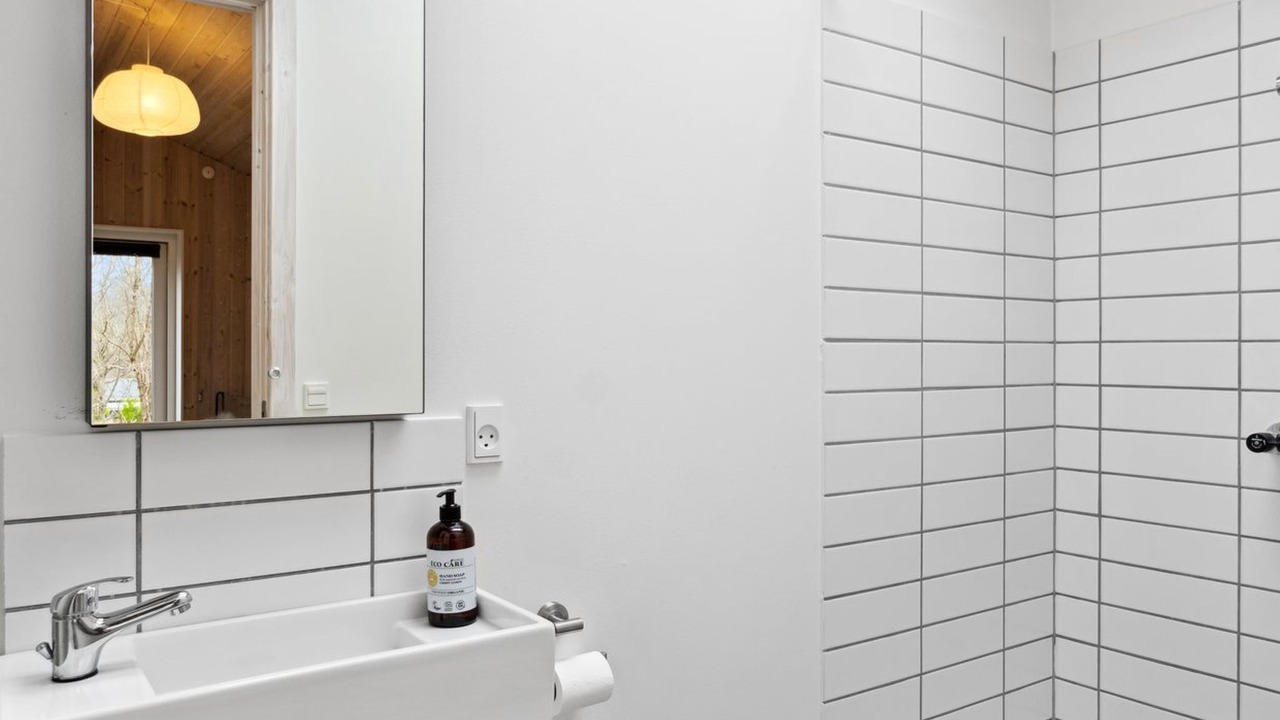 Photo of Bathroom in Femmøller