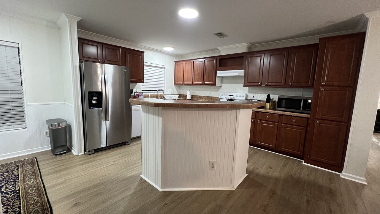 Photo of Others in Live Oak