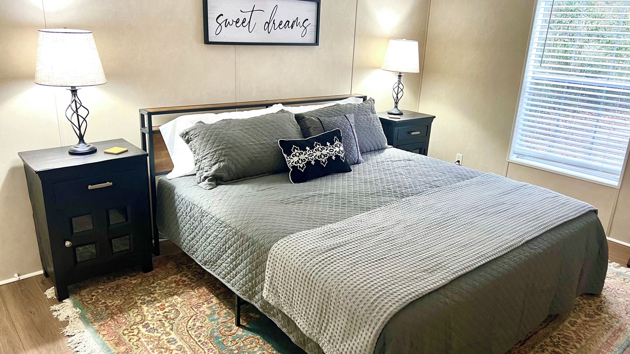 Photo of Bedroom in Live Oak