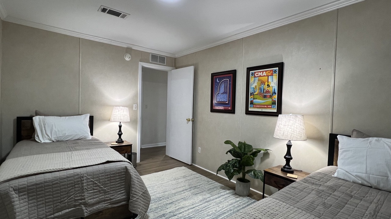 Photo of Others in Live Oak