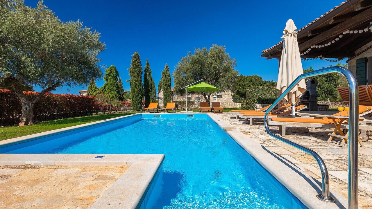 Photo of Outdoor in Stifanici