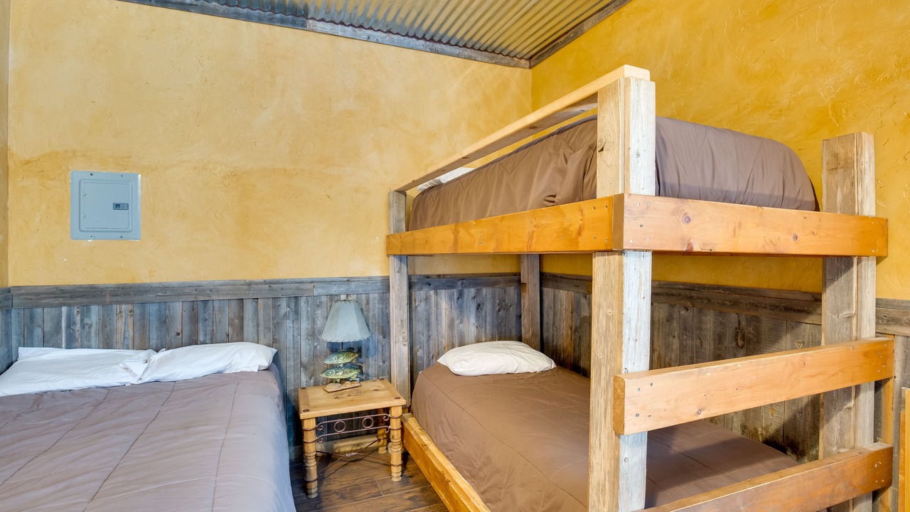 Photo of Bedroom in Cayuga
