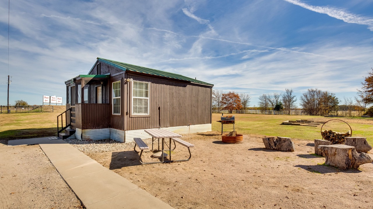 Photo of Outdoor in Cayuga
