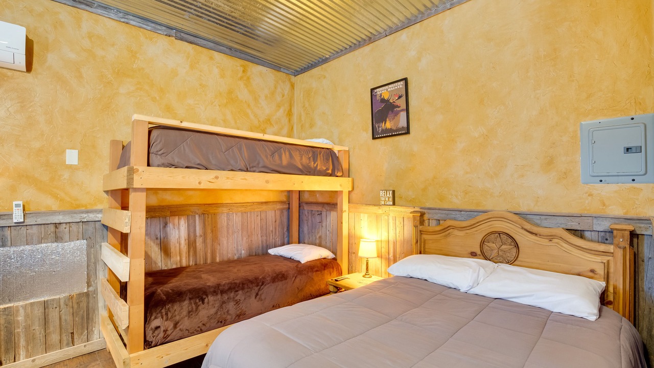Photo of Bedroom in Cayuga