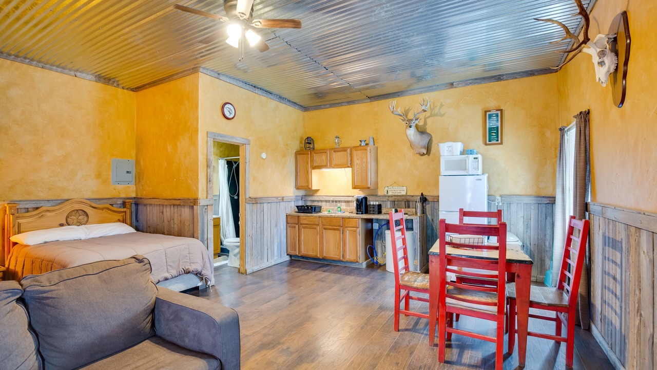 Photo of Bedroom in Cayuga