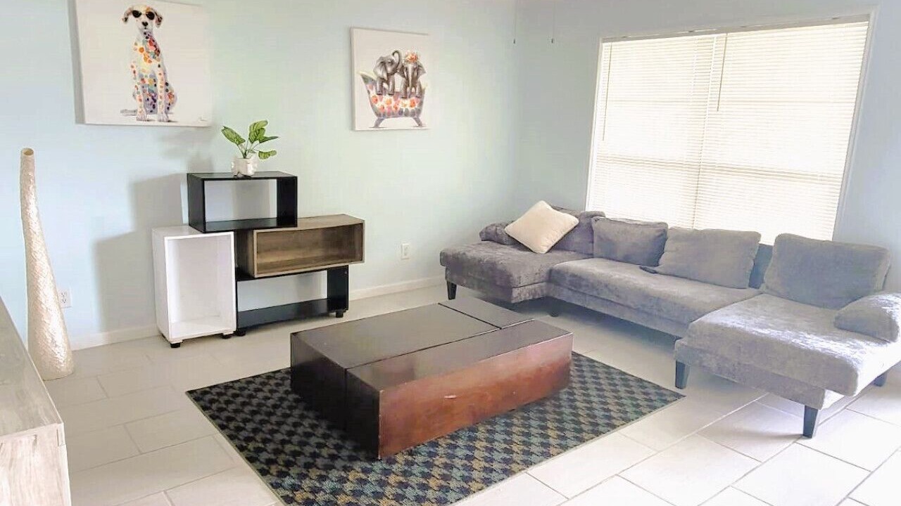 Photo of Livingroom in Iowa
