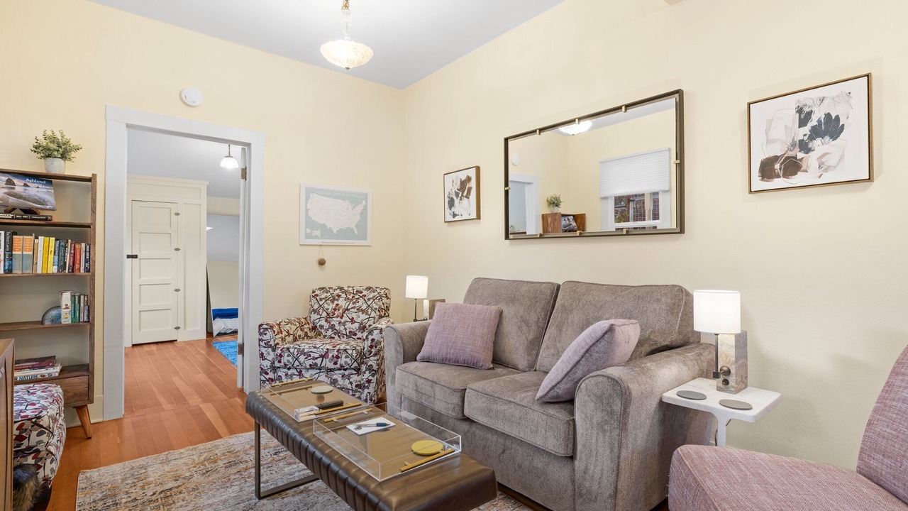 Photo of Livingroom in Historic Railroad District