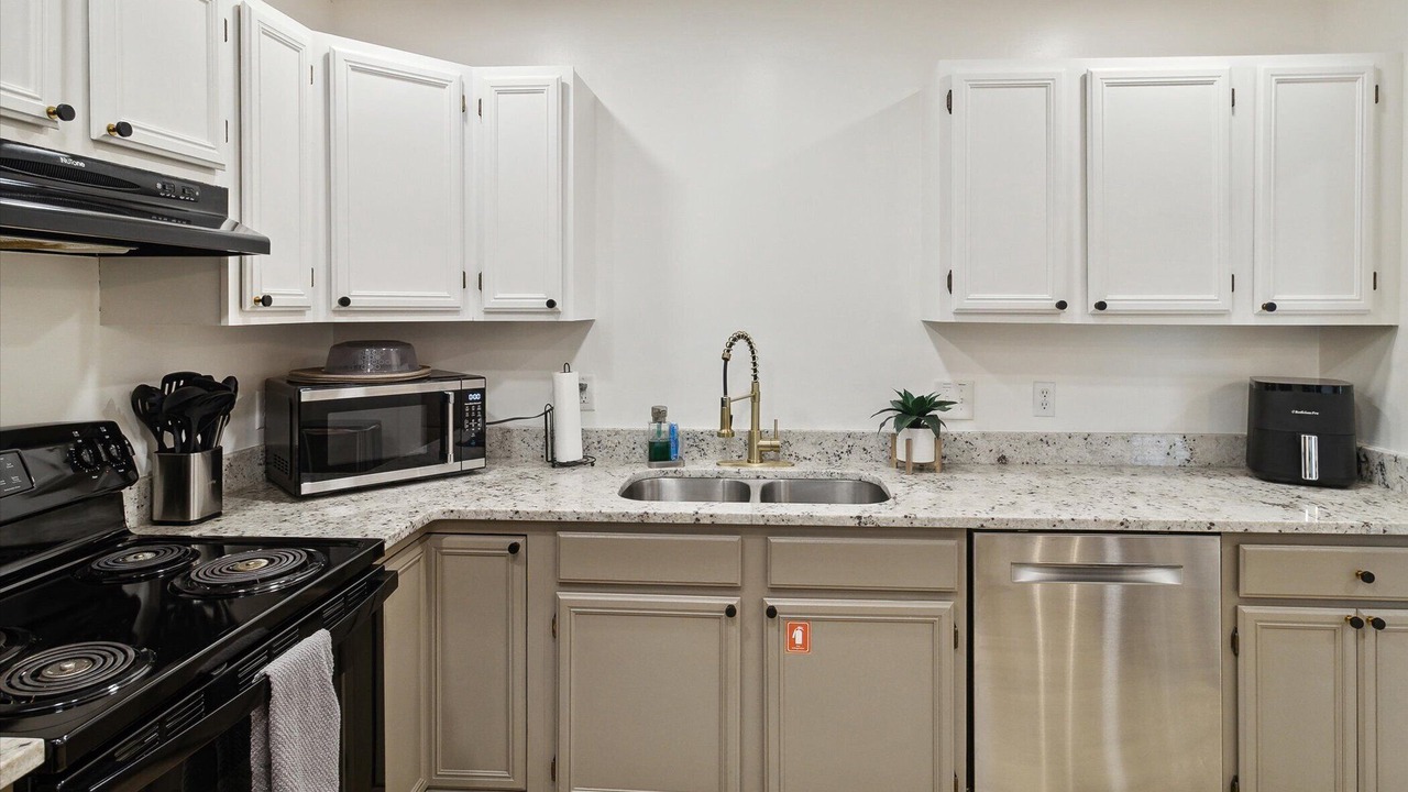 Photo of Kitchen in Pooler