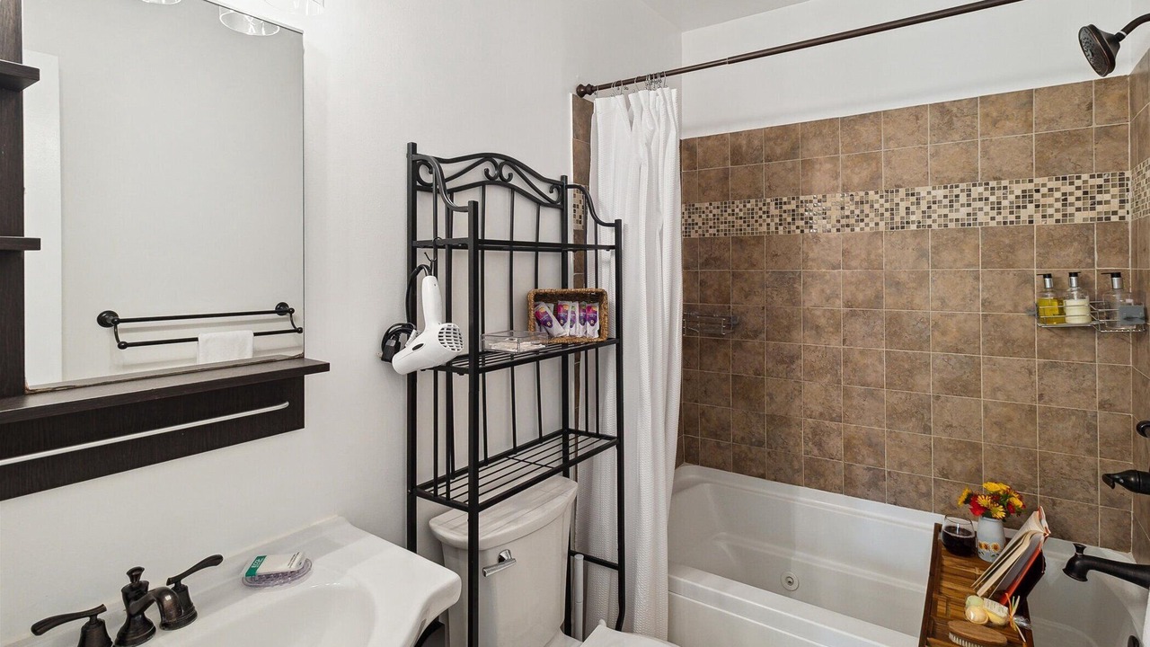 Photo of Bathroom in Pooler