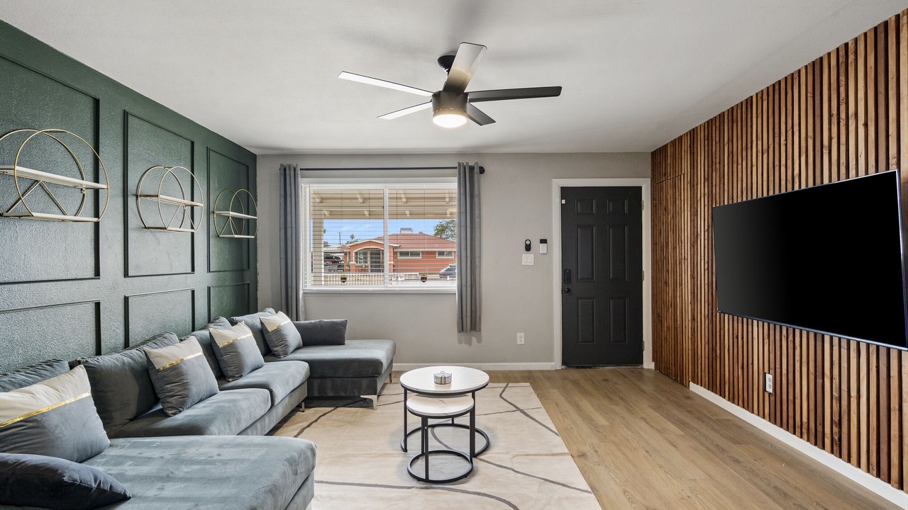 Photo of Livingroom in Maryvale