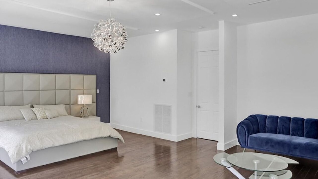 Photo of Bedroom in Hallandale Beach