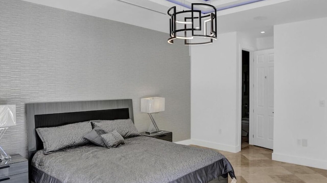 Photo of Bedroom in Hallandale Beach