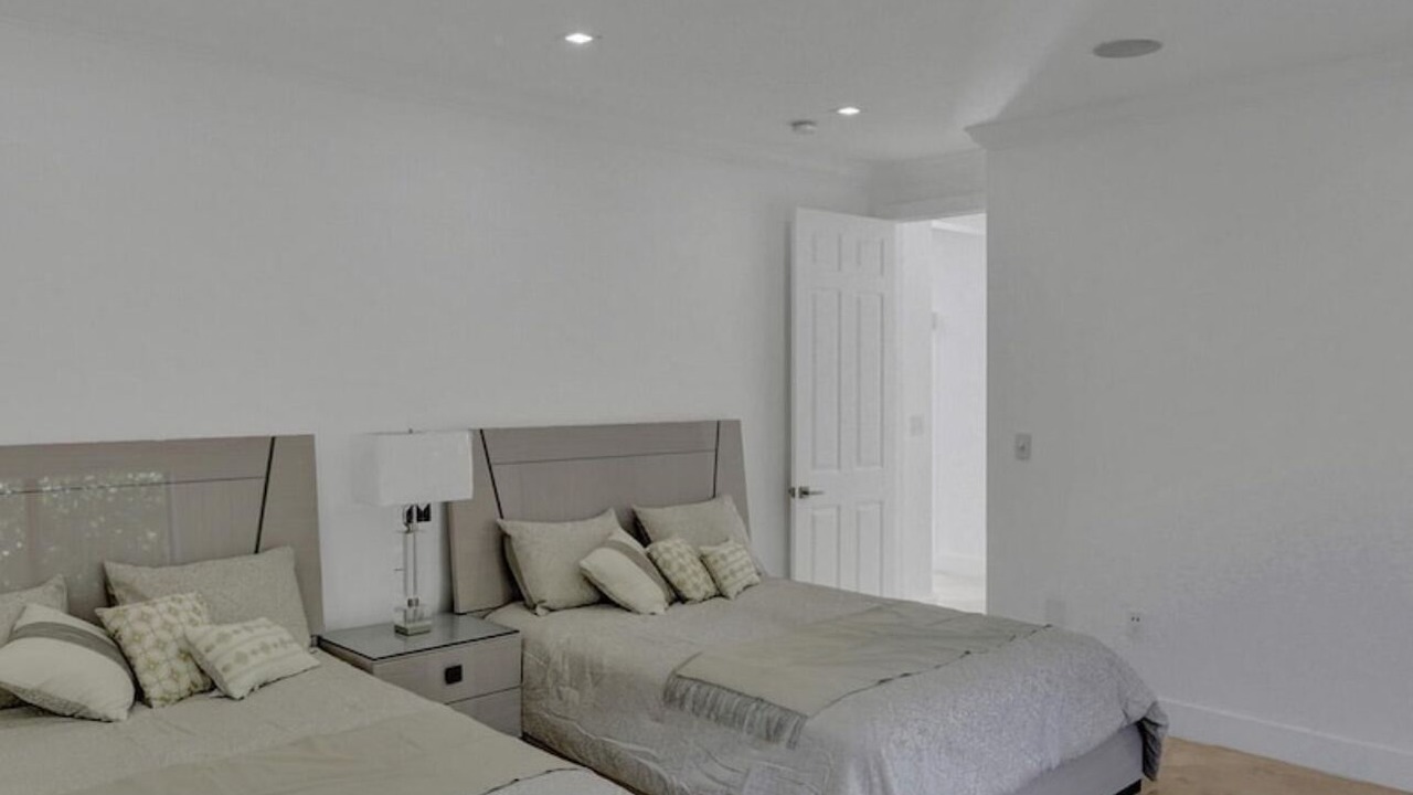 Photo of Bedroom in Hallandale Beach