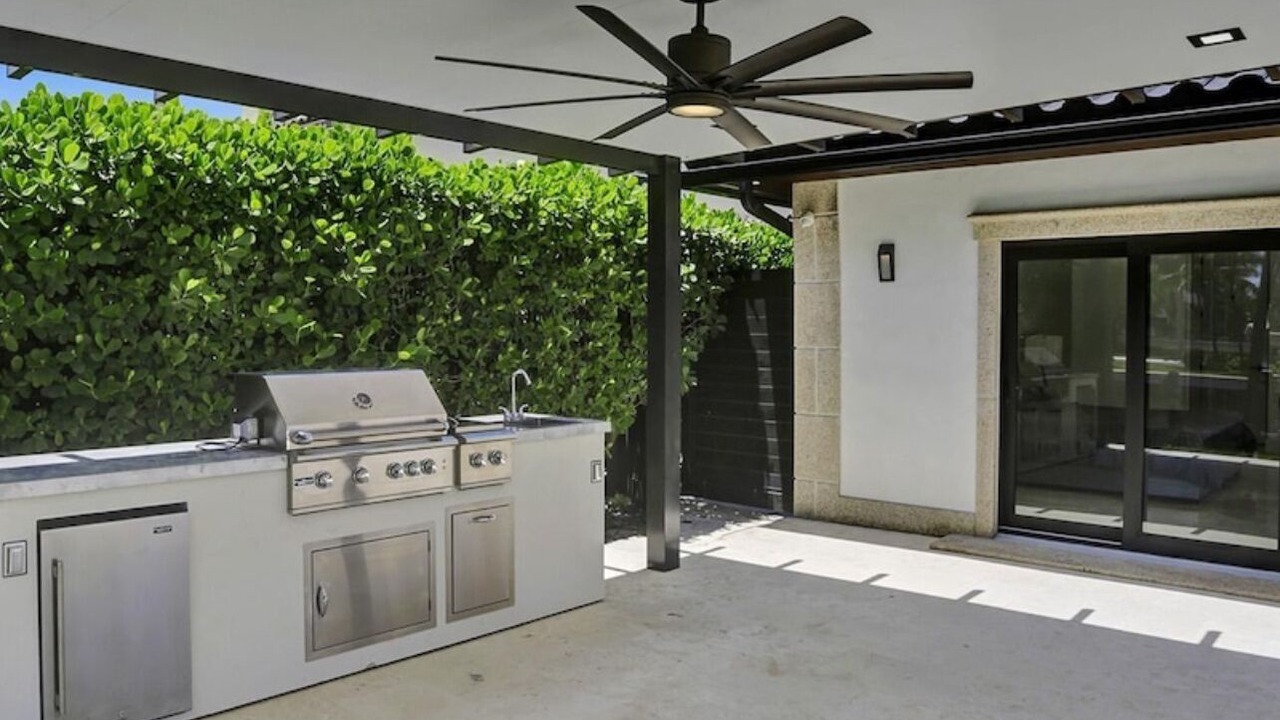 Photo of Patio Balcony in Hallandale Beach