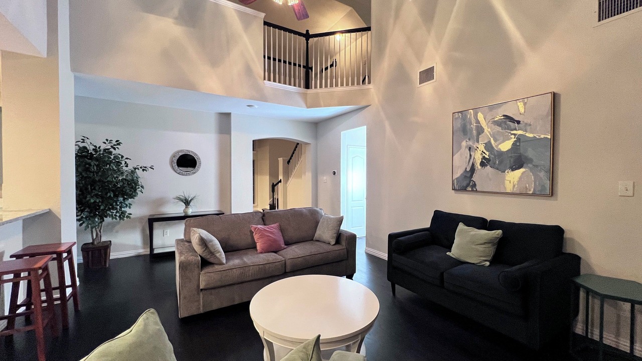 Photo of Livingroom in McKinney