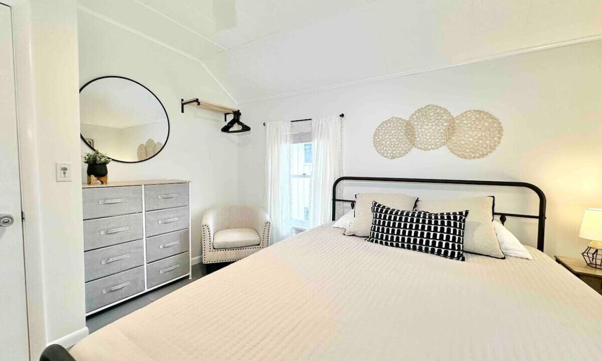 Photo of Bedroom in Livonia