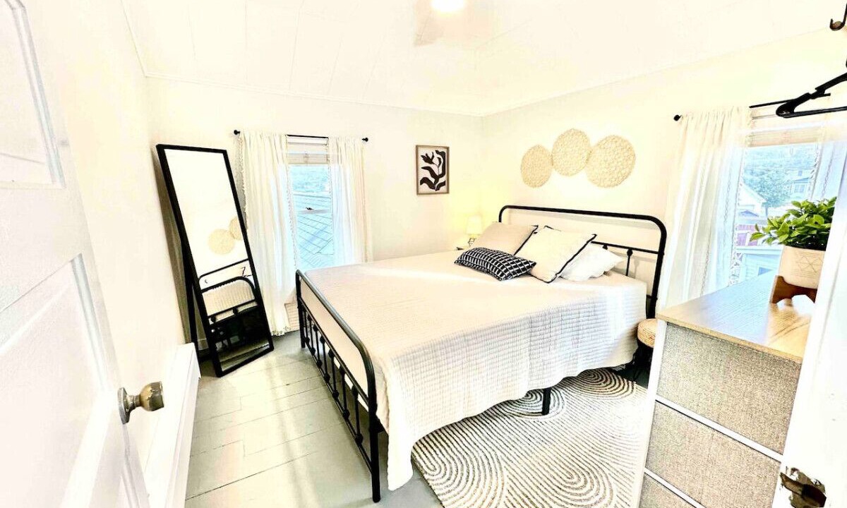 Photo of Bedroom in Livonia