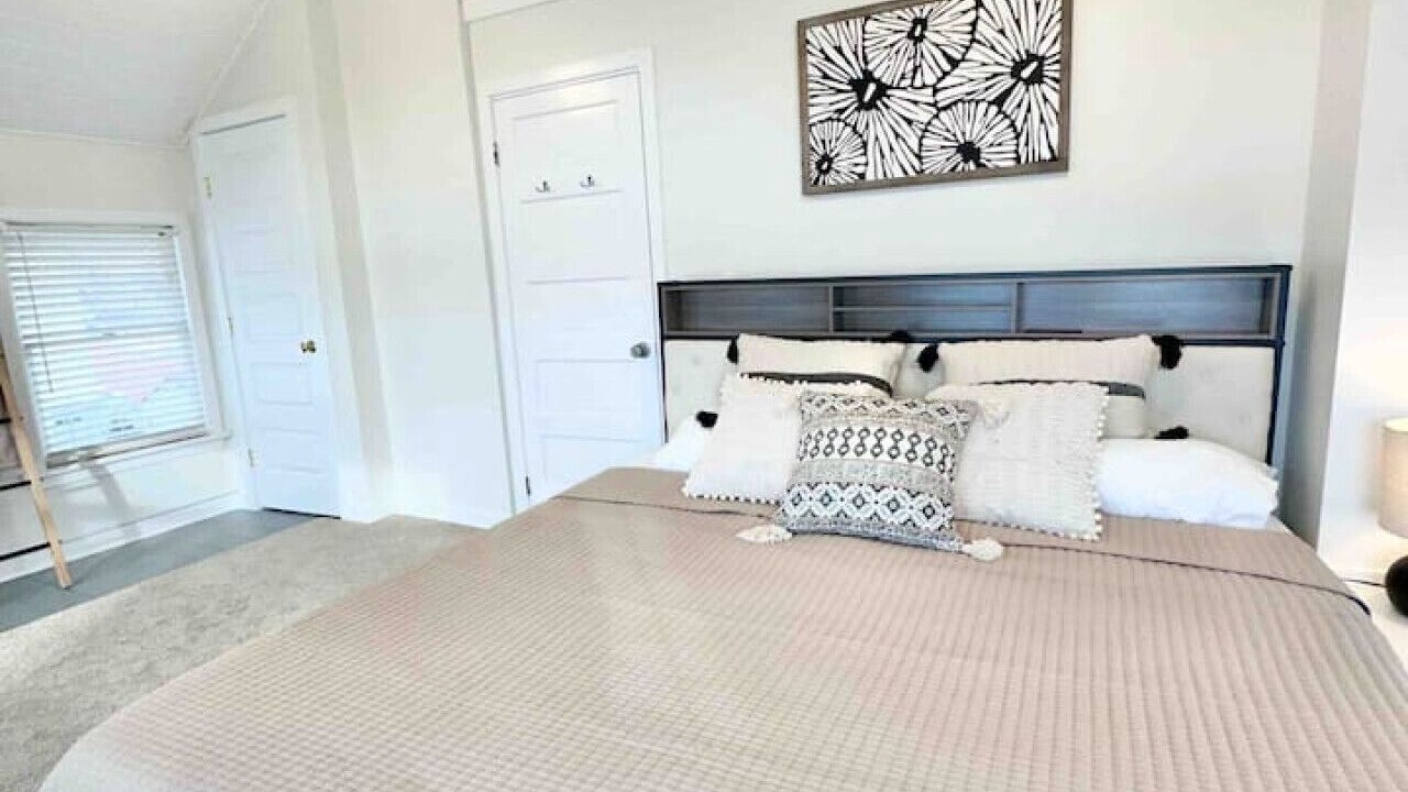 Photo of Bedroom in Livonia