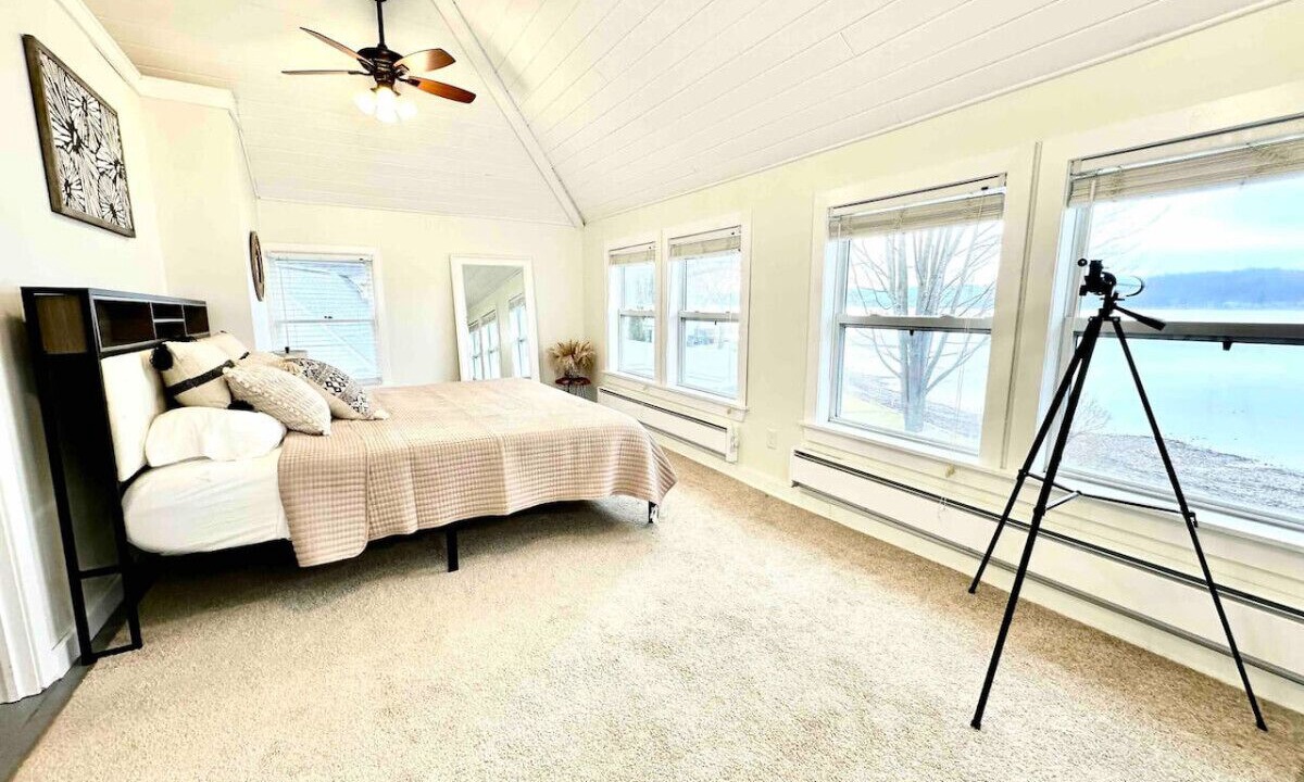Photo of Bedroom in Livonia