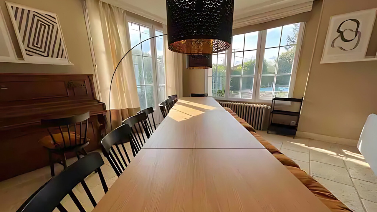 Photo of Others in Branges