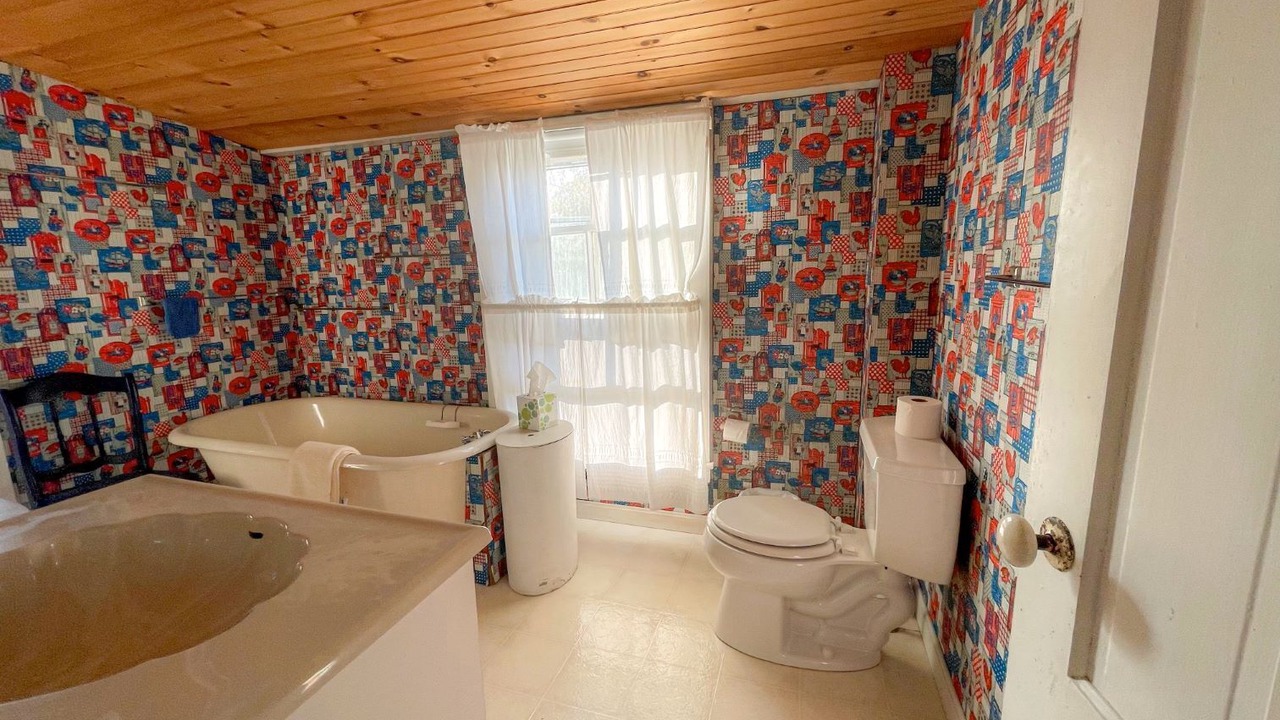 Photo of Bathroom in Oak Bluffs