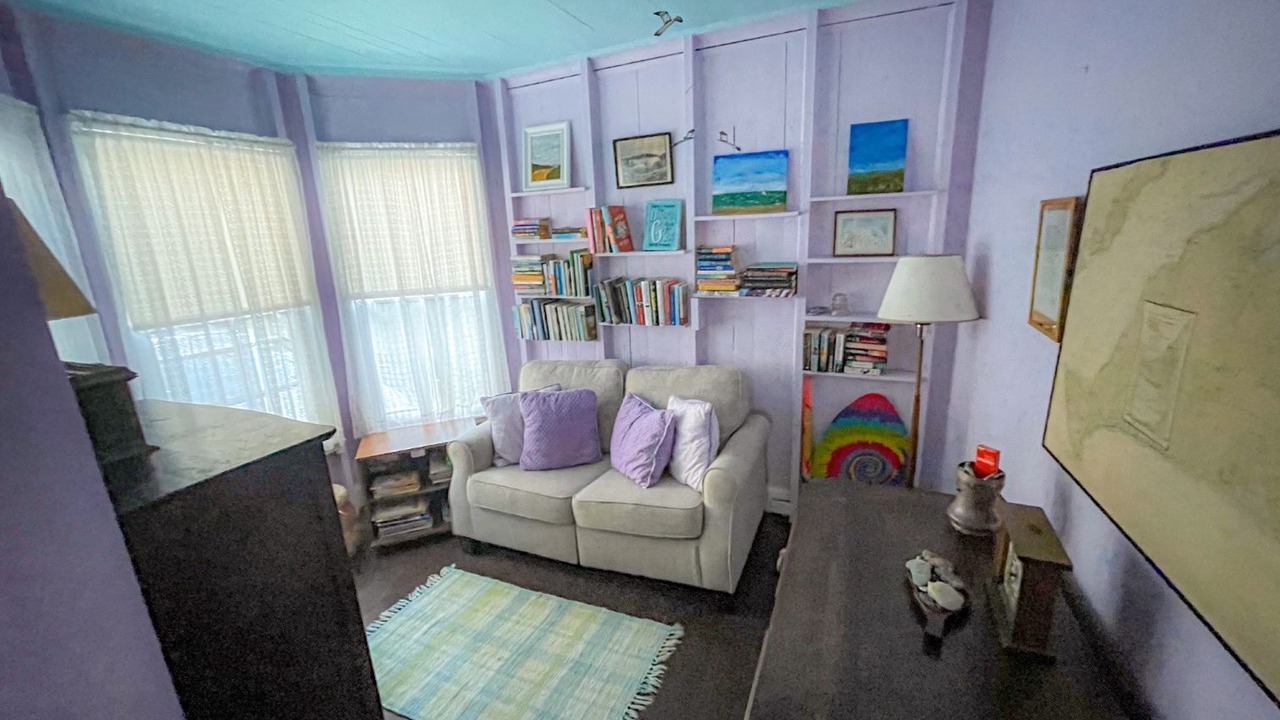 Photo of Livingroom in Oak Bluffs