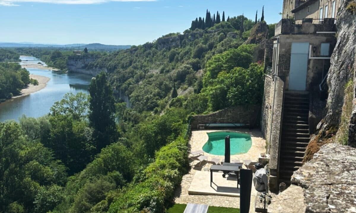 Photo of Patio Balcony in Aigueze