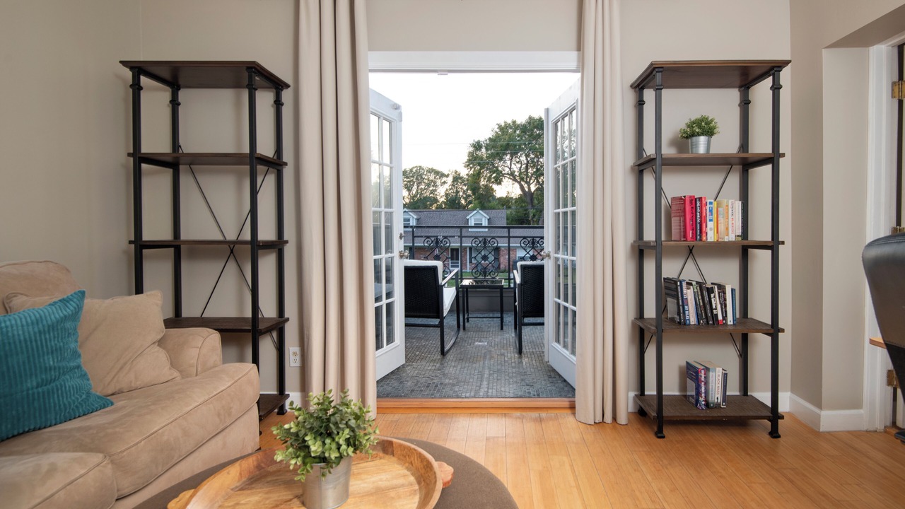 Photo of Livingroom in Bay Crest Park