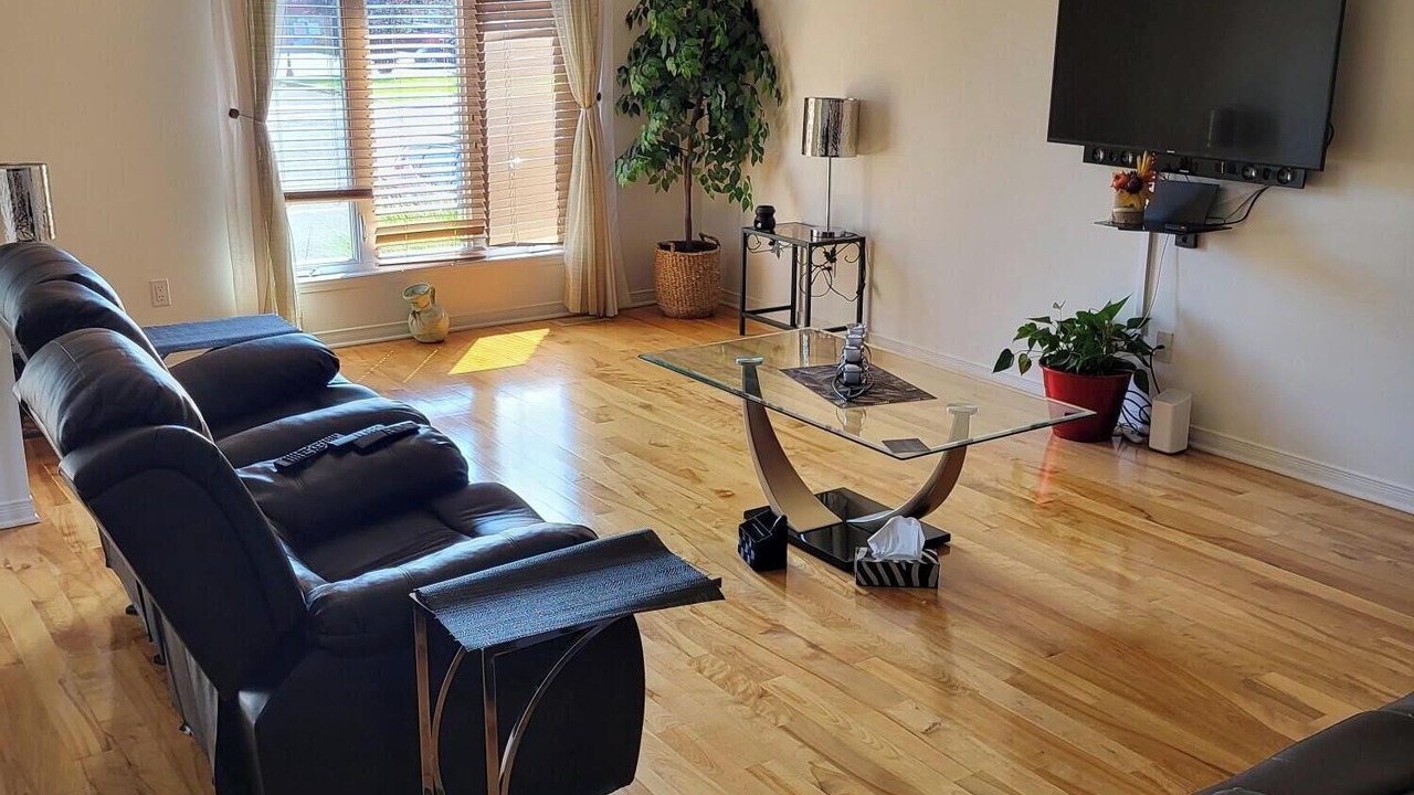 Photo of Livingroom in Sainte-Julie