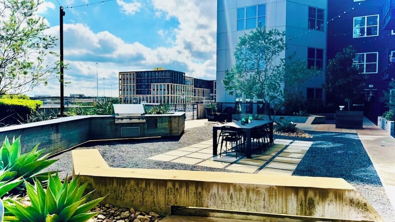 Photo of Others in Deep Ellum