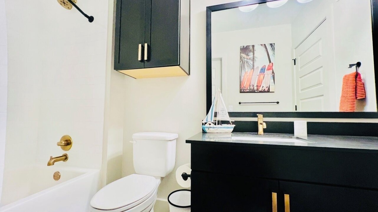 Photo of Bathroom in Deep Ellum