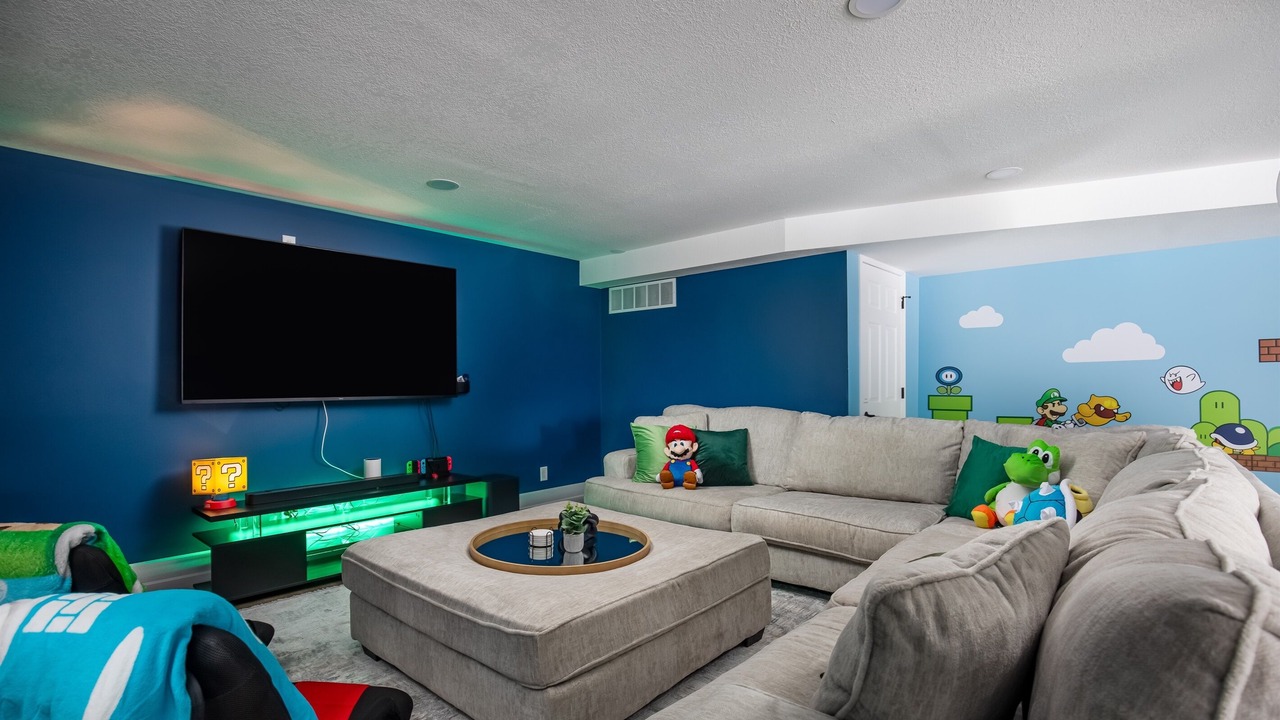 Photo of Bedroom in Norton Shores