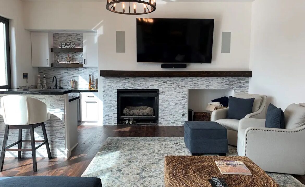 Photo of Livingroom in Discovery Bay