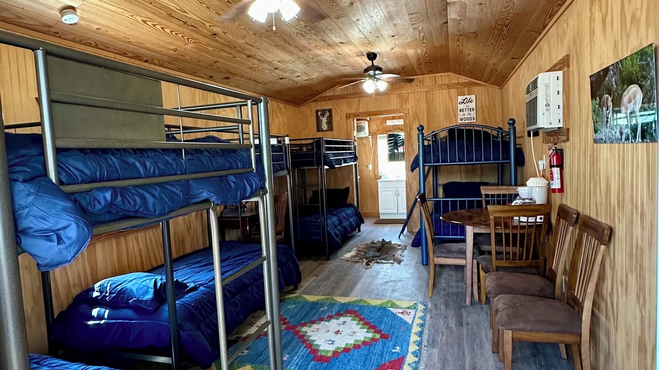 Photo of Bedroom in Harper