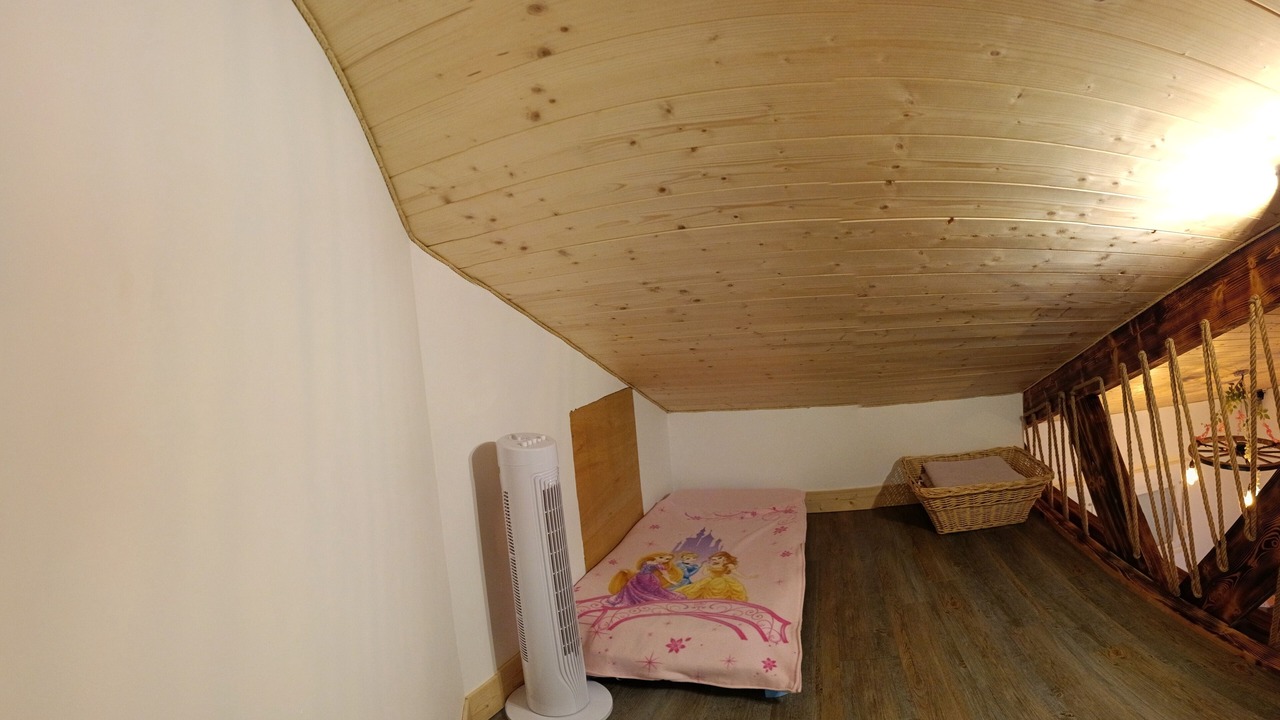 Photo of Bedroom in Dury