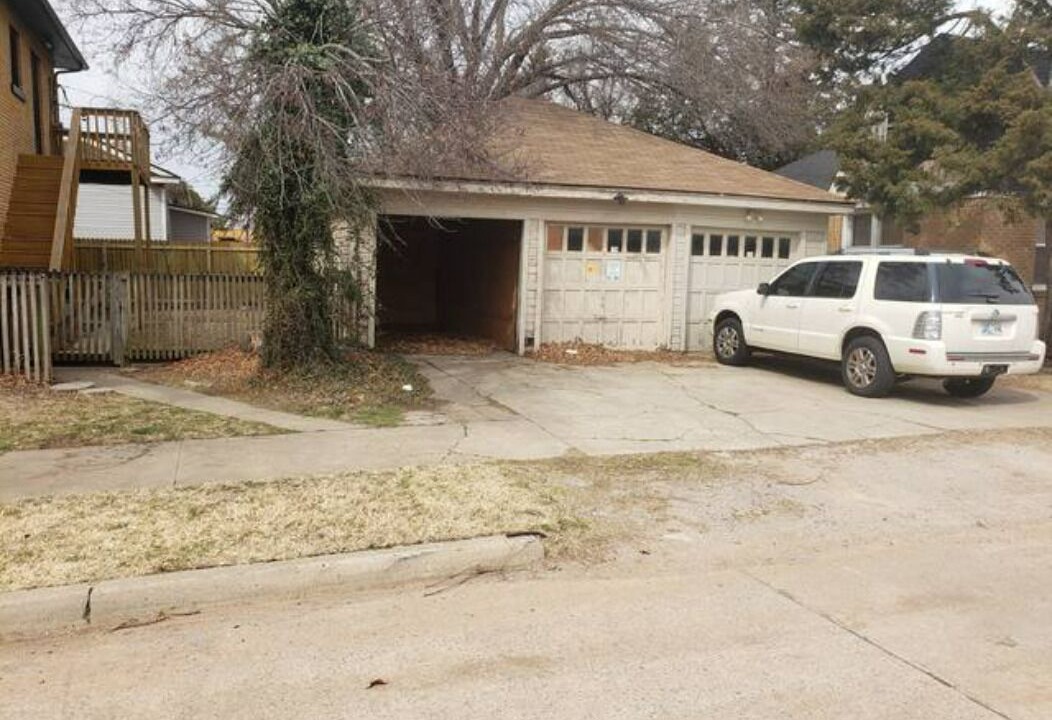 Photo of Outdoor in Crestwood
