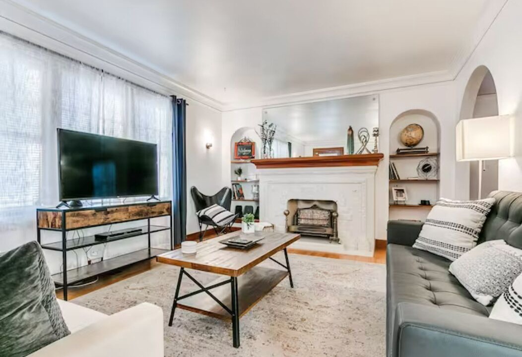 Photo of Livingroom in Crestwood