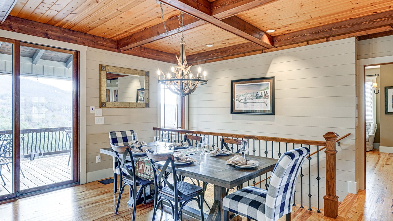 Photo of Others in Dillard