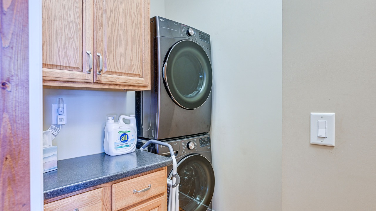 Photo of Others in Dillard