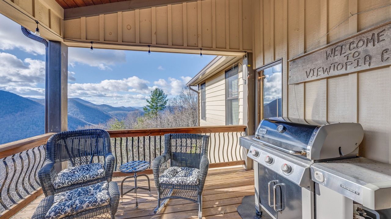 Photo of Others in Dillard