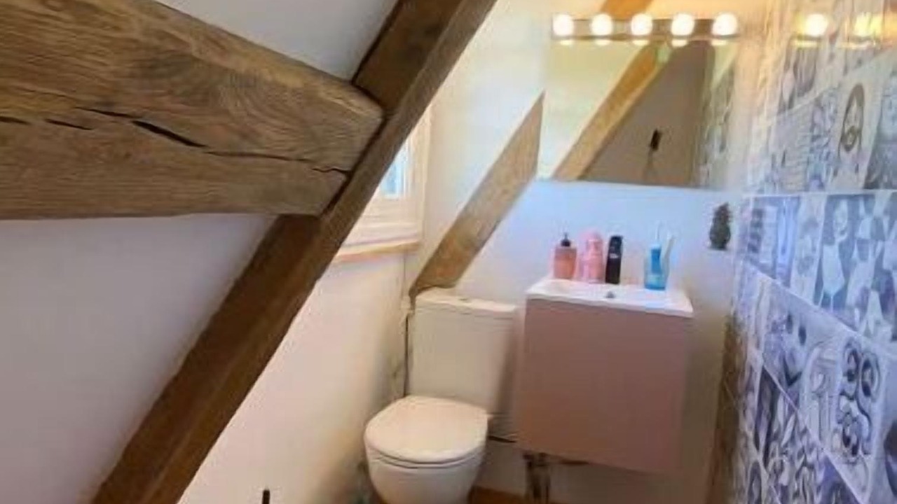 Photo of Bathroom in Saint-Pierre-de-Cormeilles
