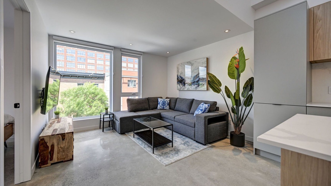 Photo of Livingroom in Pointe-Saint-Charles